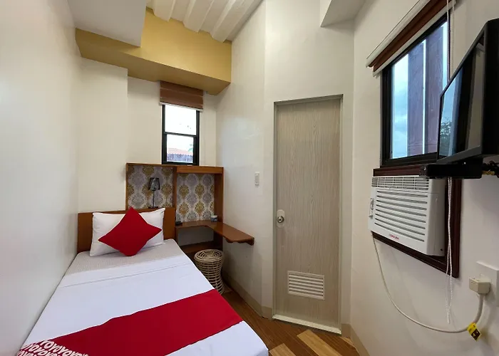 호텔 Oyo 685 K Fortune Apartelle 3*