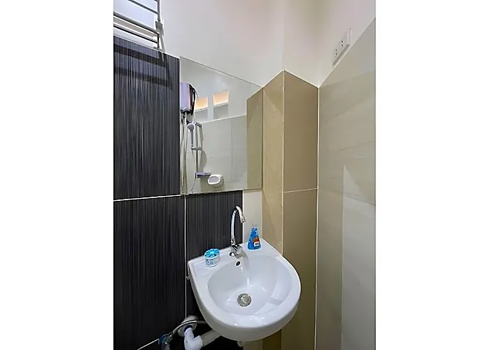 Oyo 685 K Fortune Apartelle 호텔 3*